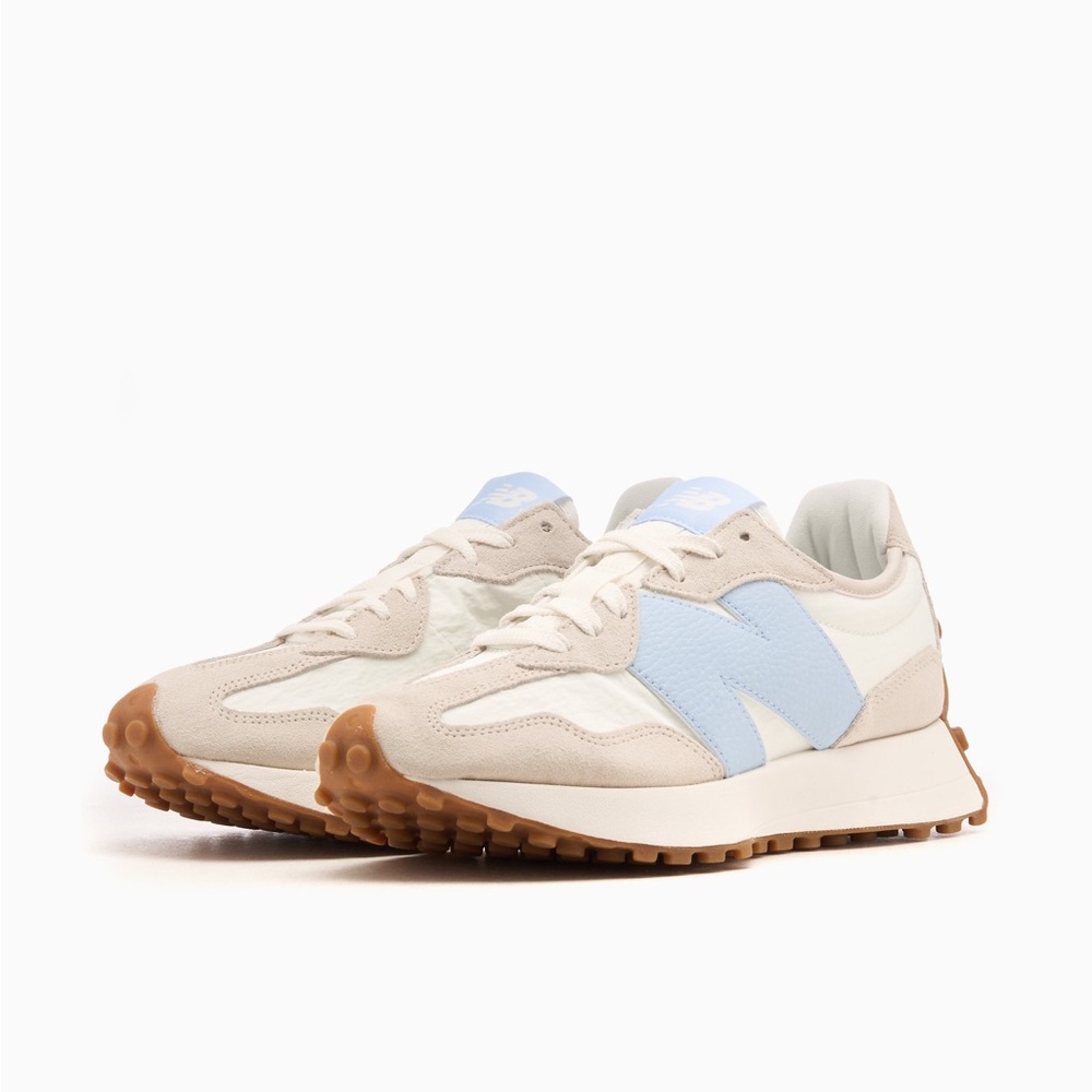 New Balance 327 Womens Beige and Blue Sneakers